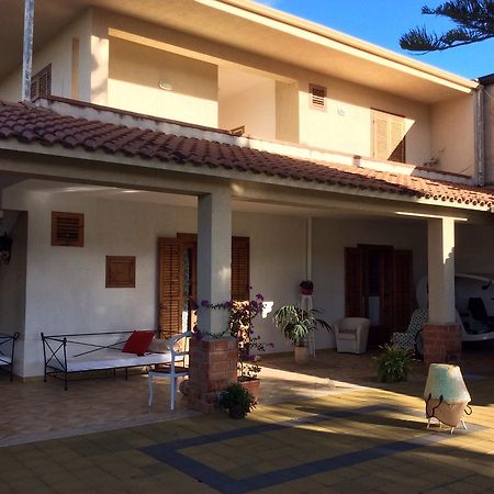 Ifioridisicilia Bed and Breakfast Campofelice Di Roccella Eksteriør billede