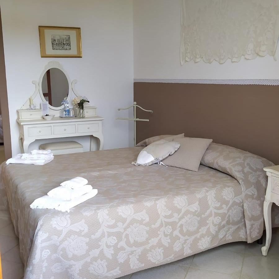 Ifioridisicilia Bed and Breakfast Campofelice Di Roccella Eksteriør billede
