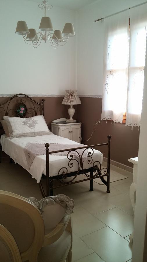 Ifioridisicilia Bed and Breakfast Campofelice Di Roccella Eksteriør billede