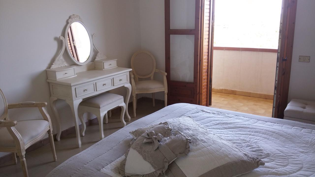 Ifioridisicilia Bed and Breakfast Campofelice Di Roccella Eksteriør billede
